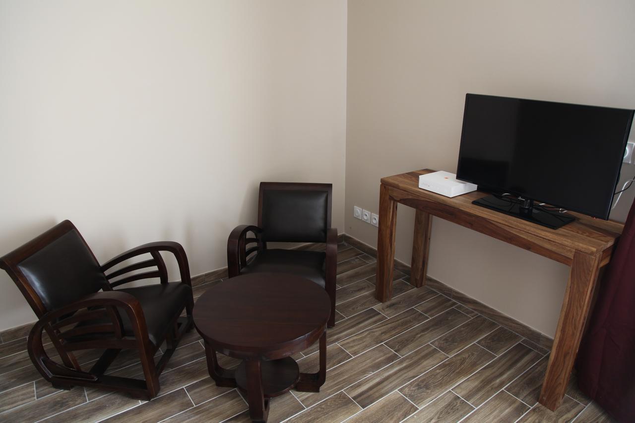 Le Miroir Des Etoiles Bed and Breakfast Pomport Δωμάτιο φωτογραφία